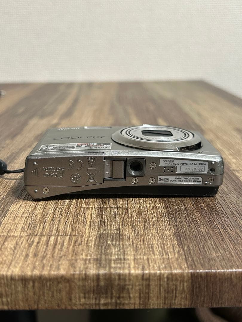 Nikon ニコン COOLPIX S630 デジタルカメラ