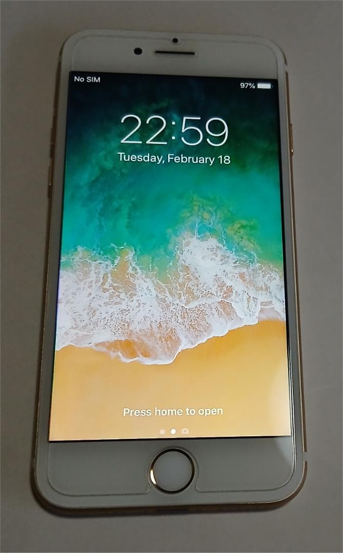 docomo iPhone 7 ゴールド - 極上状態 97% バッテリー