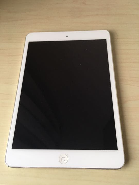 iPad mini2 16G wi-fiモデル シルバー