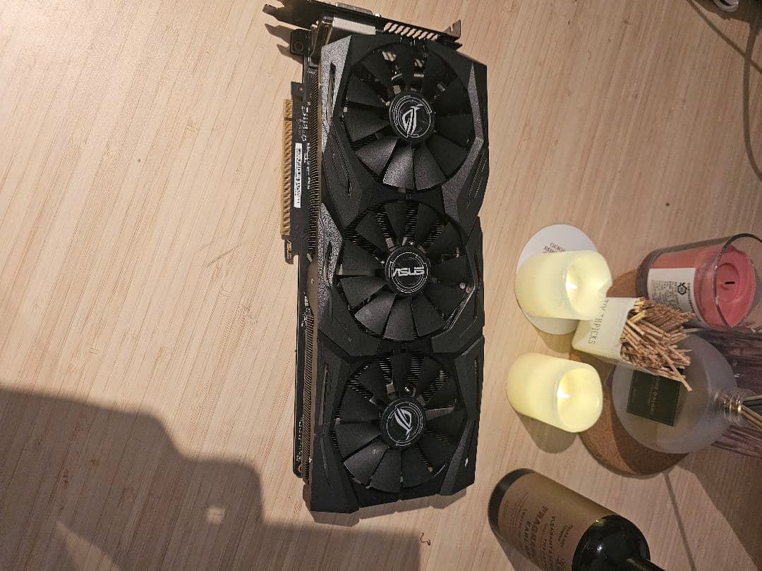グラフィックボード・グラボ・ビデオカード ASUS STRIX GTX 1080