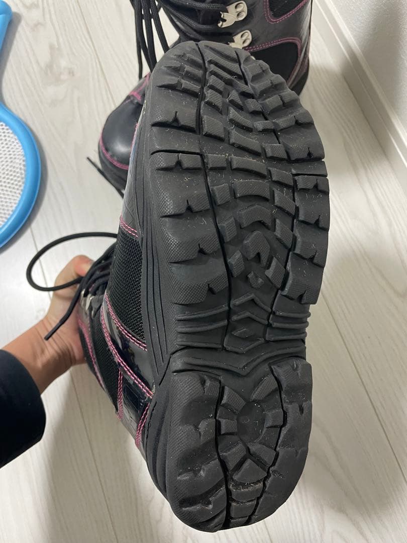 Empire 女性用スノーボードブーツ ブラック/ピンク