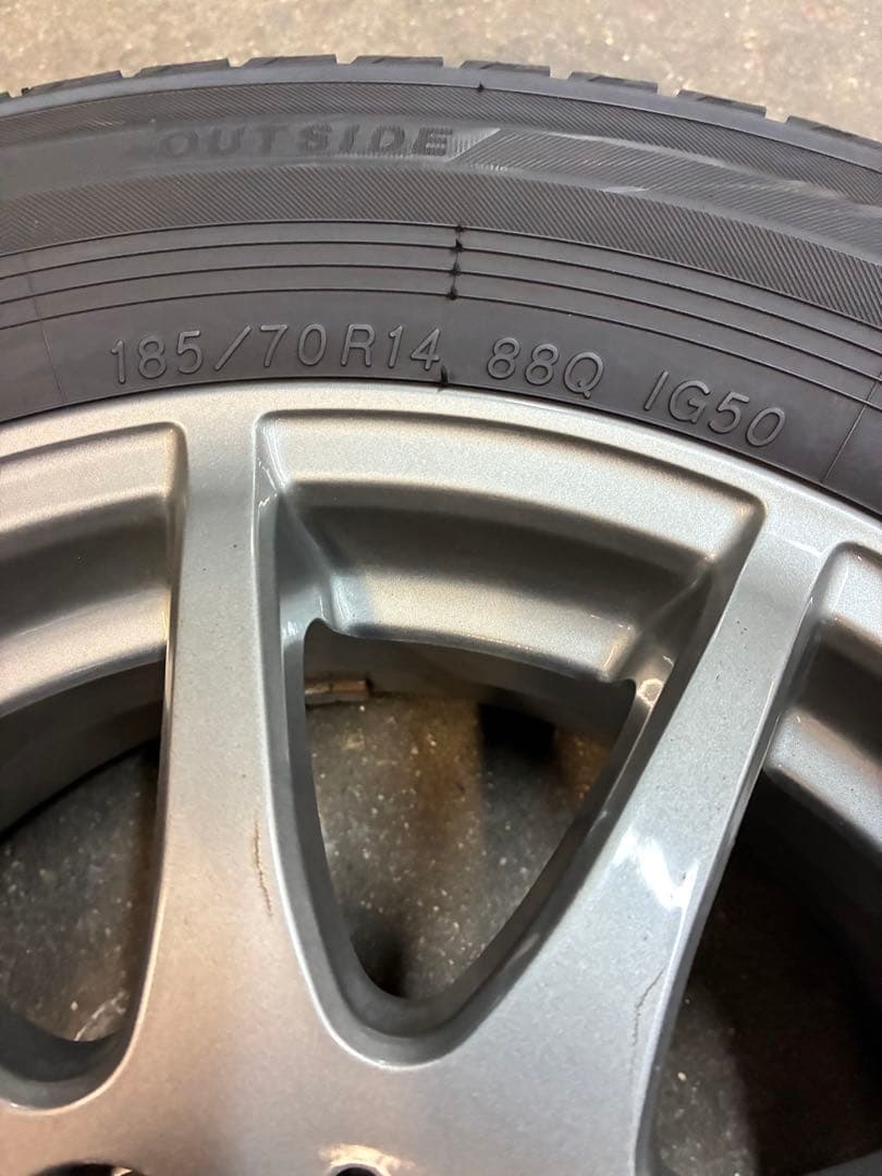 E12系ノート用❗️185/70R14スタッドレスセット❗️