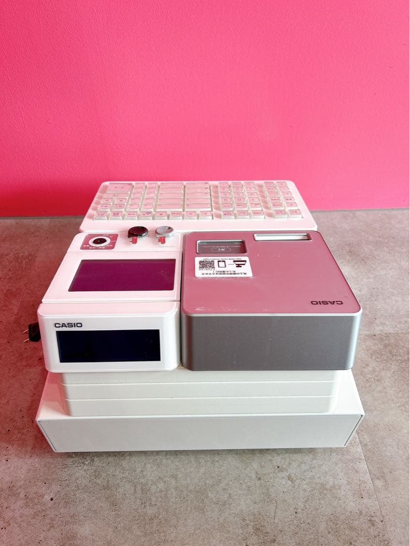 CASIO ホワイト レジスター