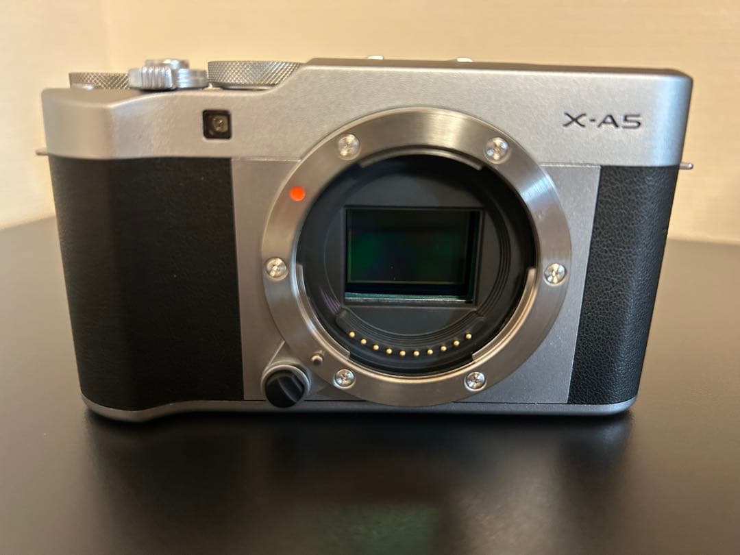 【Haha】FUJIFILM X-A5 ミラーレス一眼カメラ 動作確認済