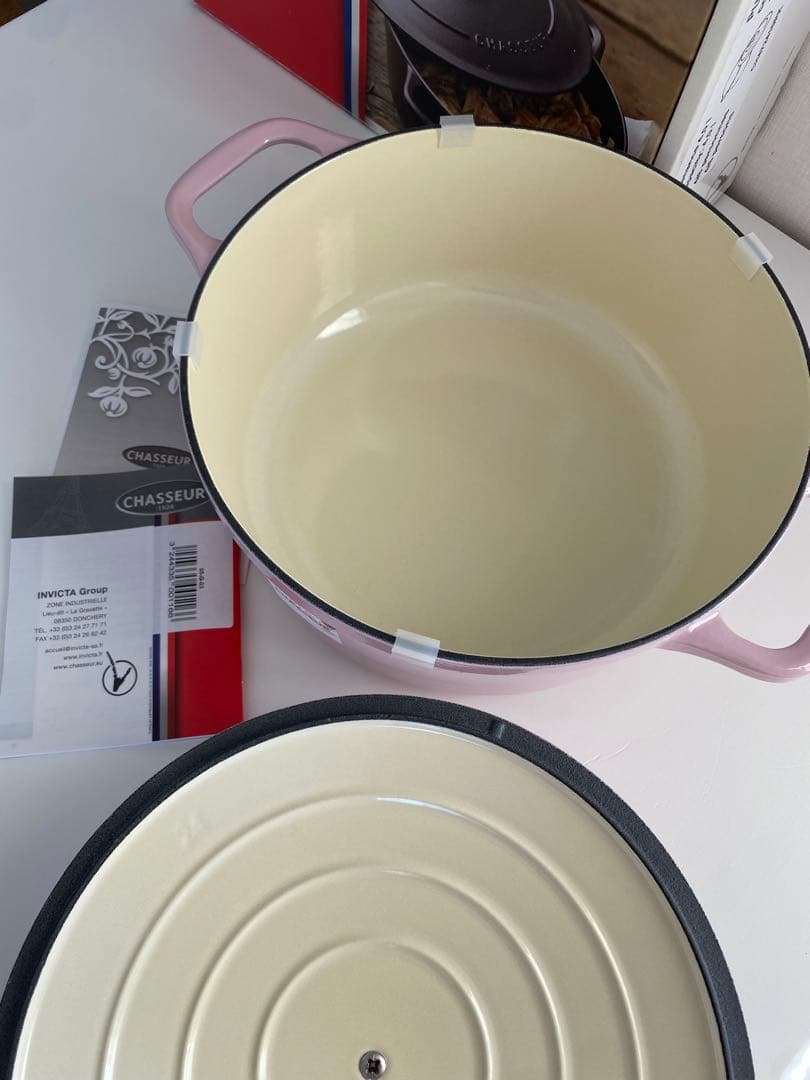 【新品】CHASSEUR 両手鍋 24㎝　ピンク　シャスール