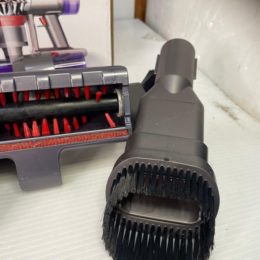 ダイソンV8 slim fluffy+ フルセット