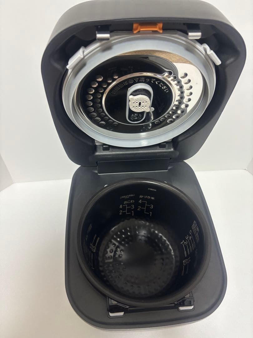 日立IH炊飯器　RZ-YMD100HJ 2025年製