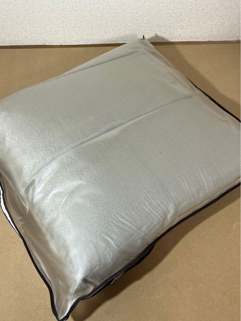 誉田屋源兵衛謹製　座布団