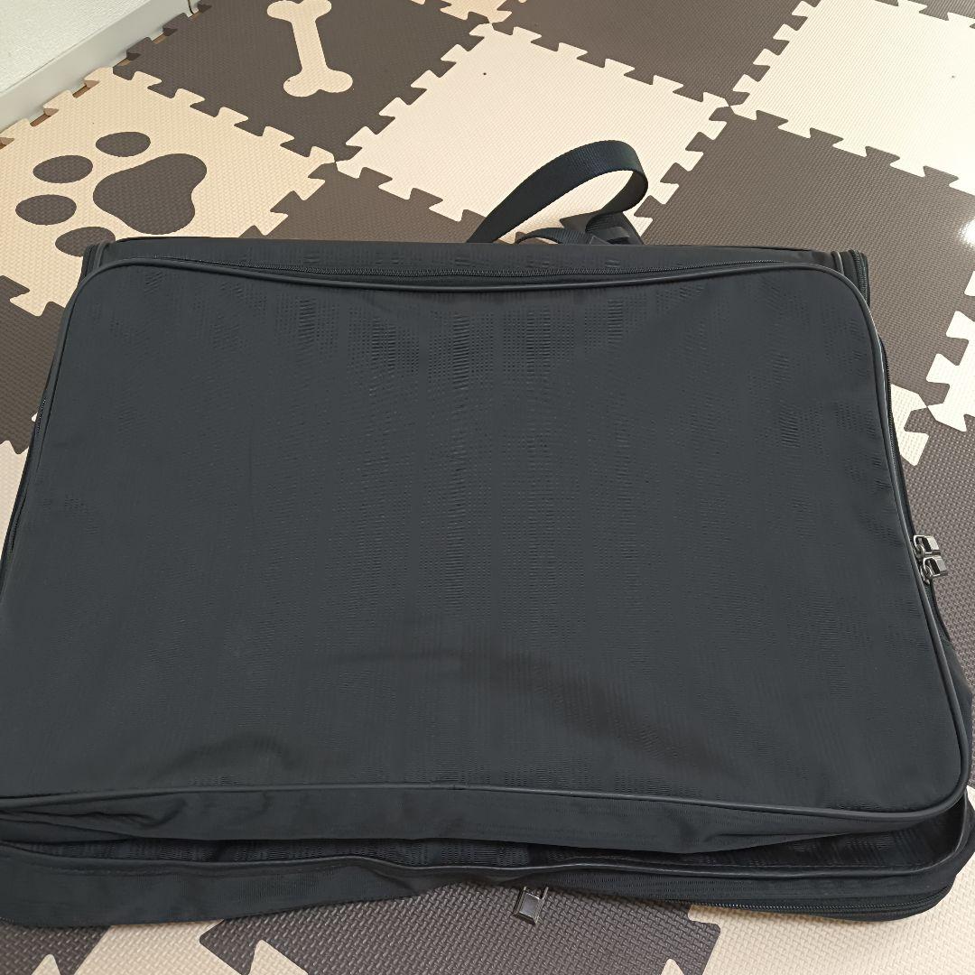 Versace ブラック ガーメントバッグ