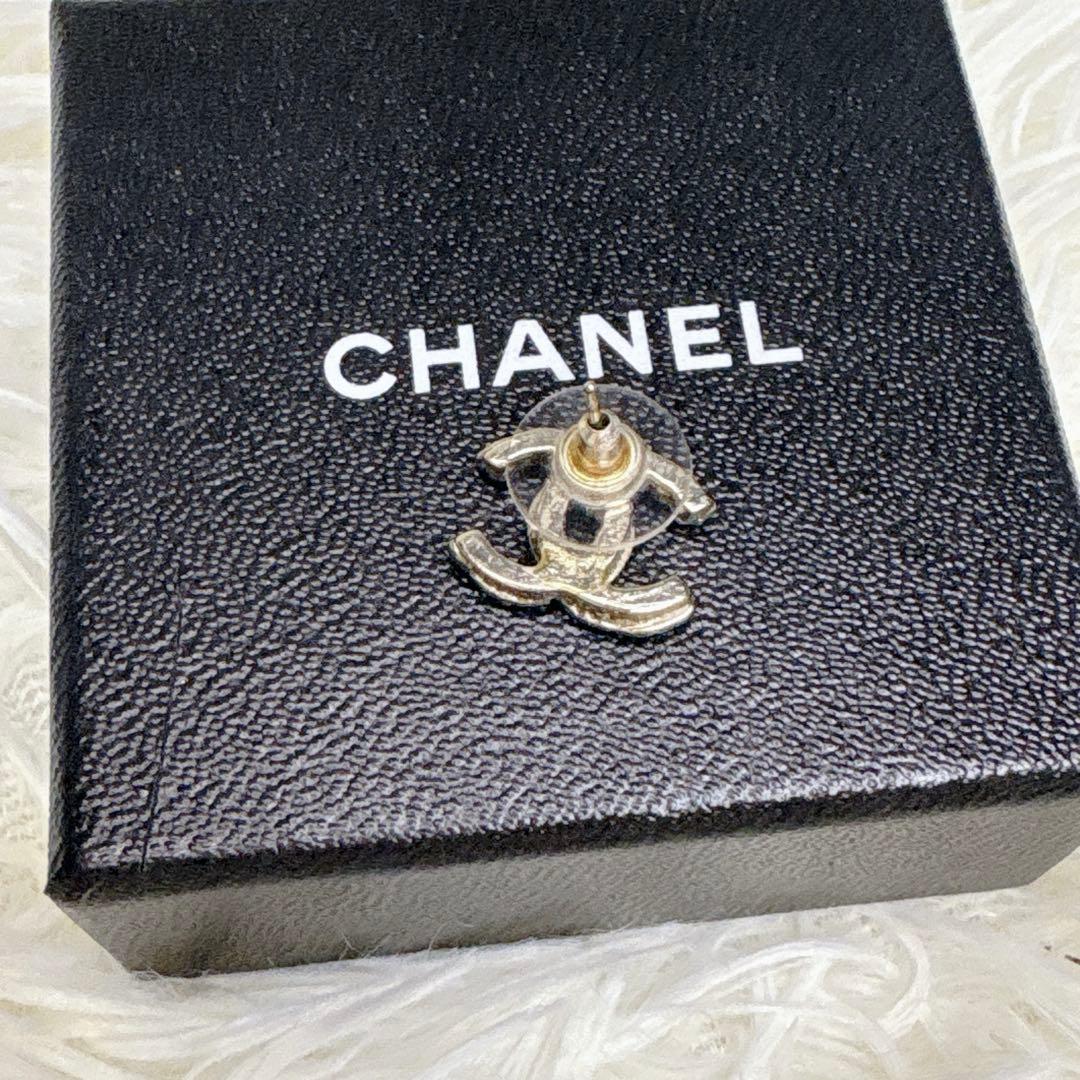 Chanel シャネル CCロゴ ピアス ココマーク パール ゴールド 片耳用