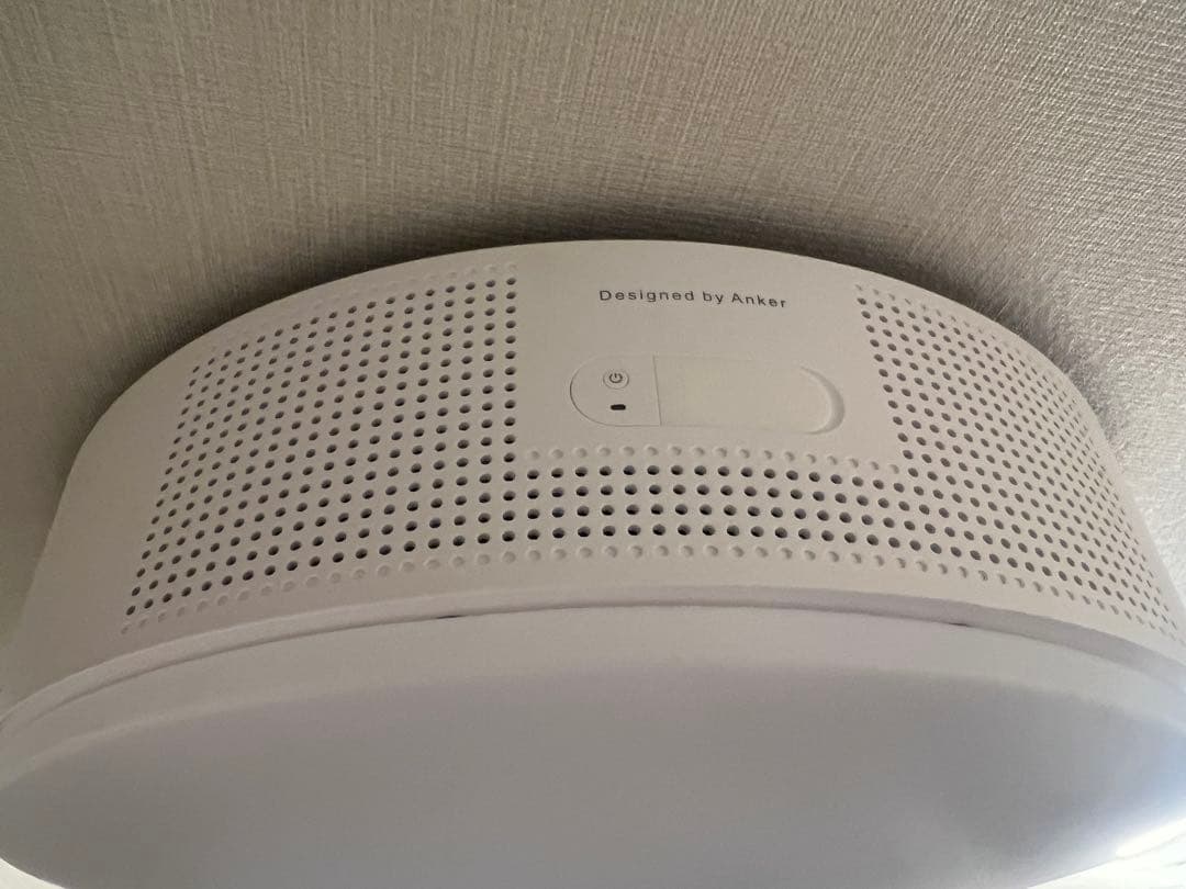 ま*か様 【状態良好】Anker Nova プロジェクター本体 + リモコン