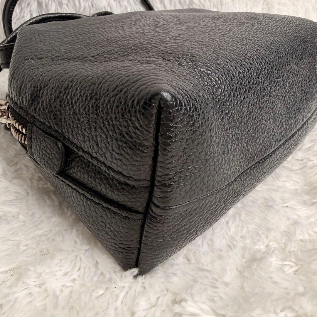 極美品✨ GIANNI CHIARINI アリファS ブラックショルダーバッグ