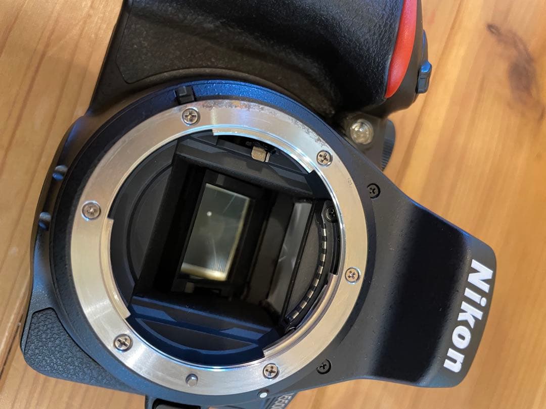 デジタルカメラ Nikon D5500 18-140mm VR