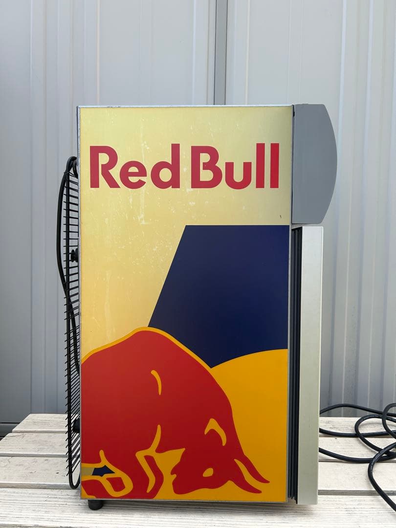 Red Bull 冷蔵庫