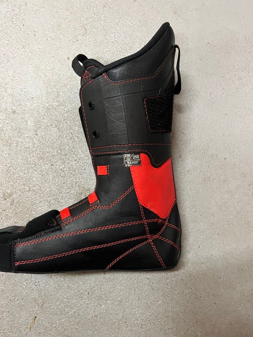 レグザム　REXXAM REVO 90S 25/25.5スキーブーツ