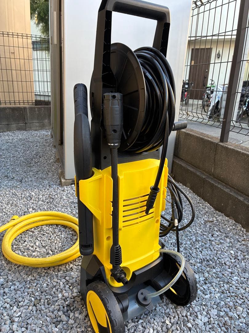 【売却予約あり】KARCHER 高圧洗浄機本体　ケルヒャーk3 ホースリール
