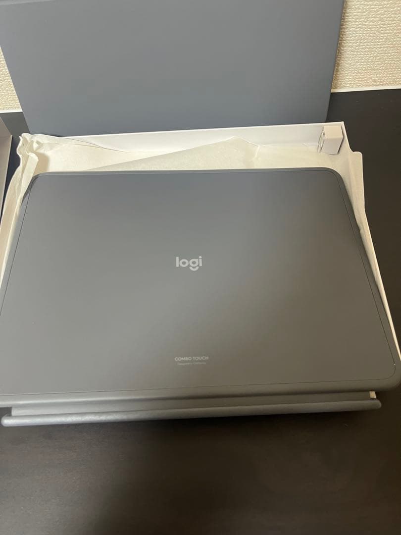 【美品】11インチiPad Air用 Combo Touch iK1178GRA