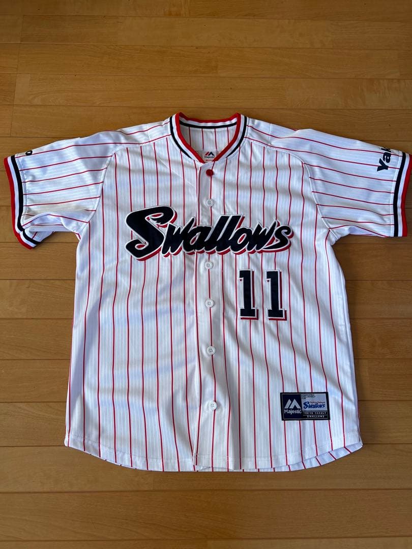 値下げ‼️東京ヤクルトスワローズ　優勝ワッペン付きユニフォーム奥川恭伸Ｍ