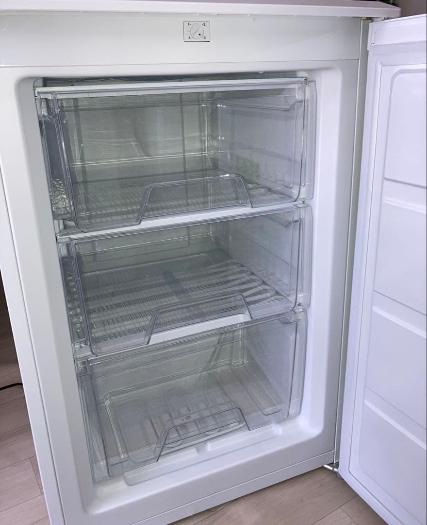 【2025年製】 comfee ノンフロン冷凍庫 86L