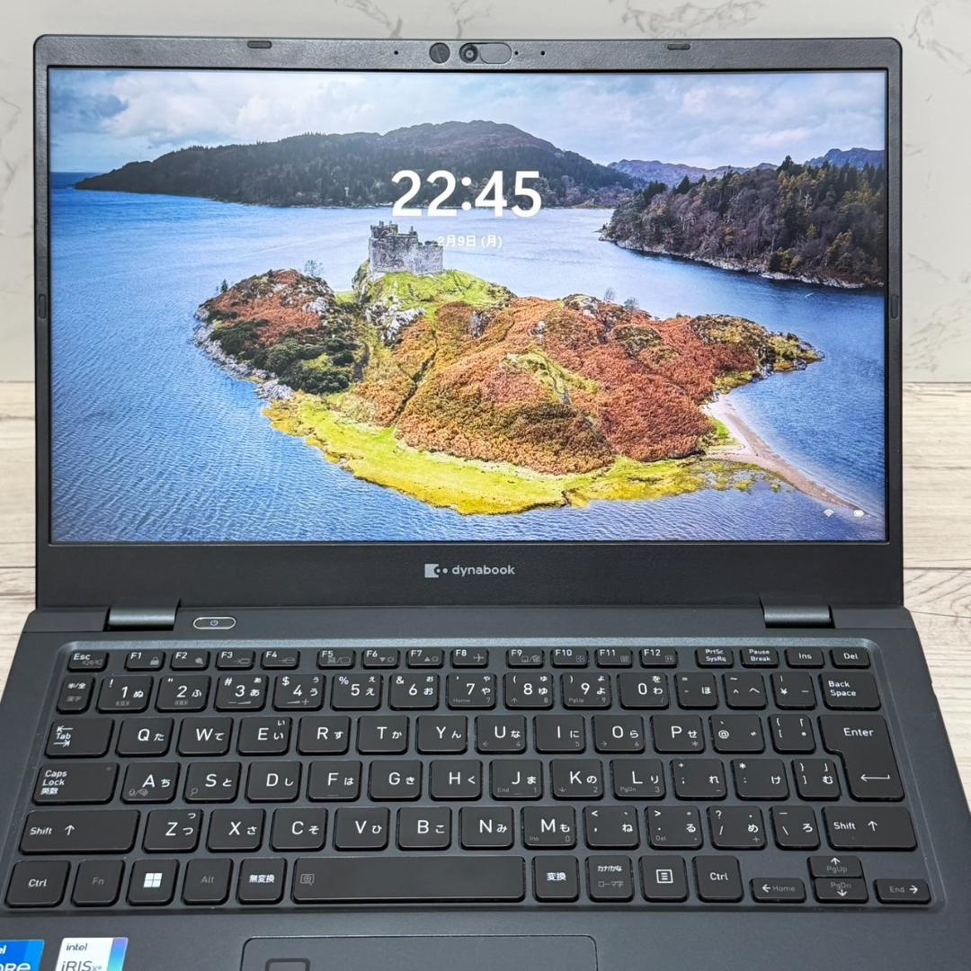 東芝 dynabook G83/HU i5 SSD256GB 16GB