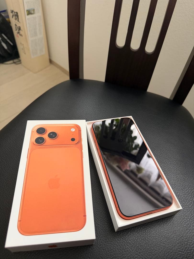 週末値下げ 美品 iPhone17 Pro 256GB コズミックオレンジ