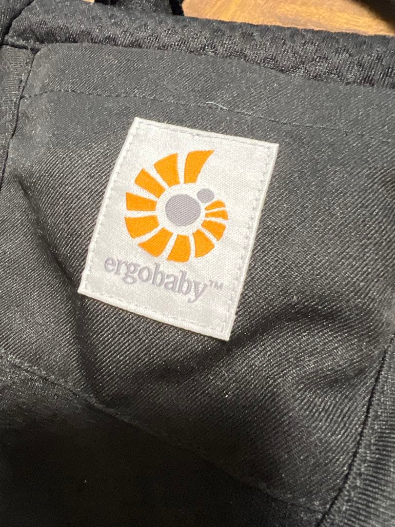 エルゴベビー　アルタ　ヒップシート　オニキスブラック