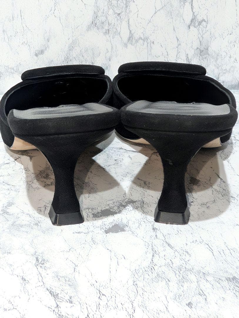 美品✨️ マノロブラニク メイセール ミュール 黒 スエード スクエア パンプス