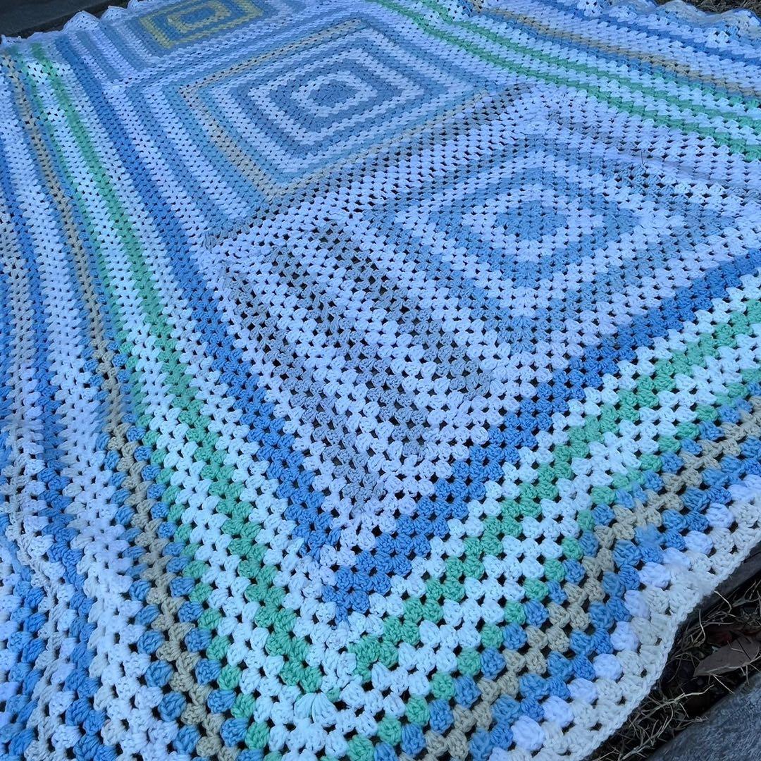 【USA vintage】グラニーブランケット　スクエア　パステルカラー