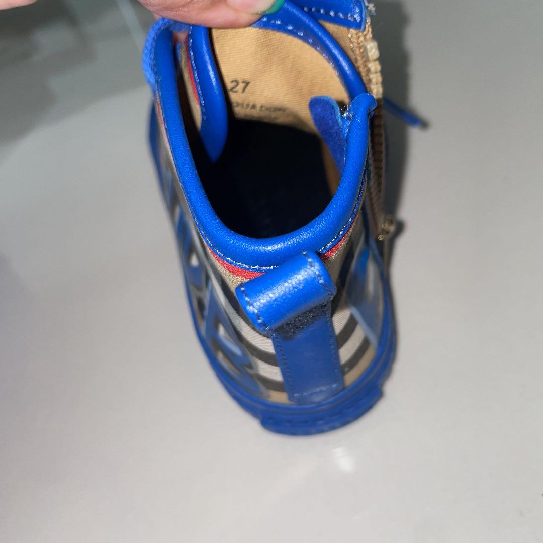 新品　未使用　バーバリー　キッズ　ハイカットスニーカー　靴　シューズ　17cm