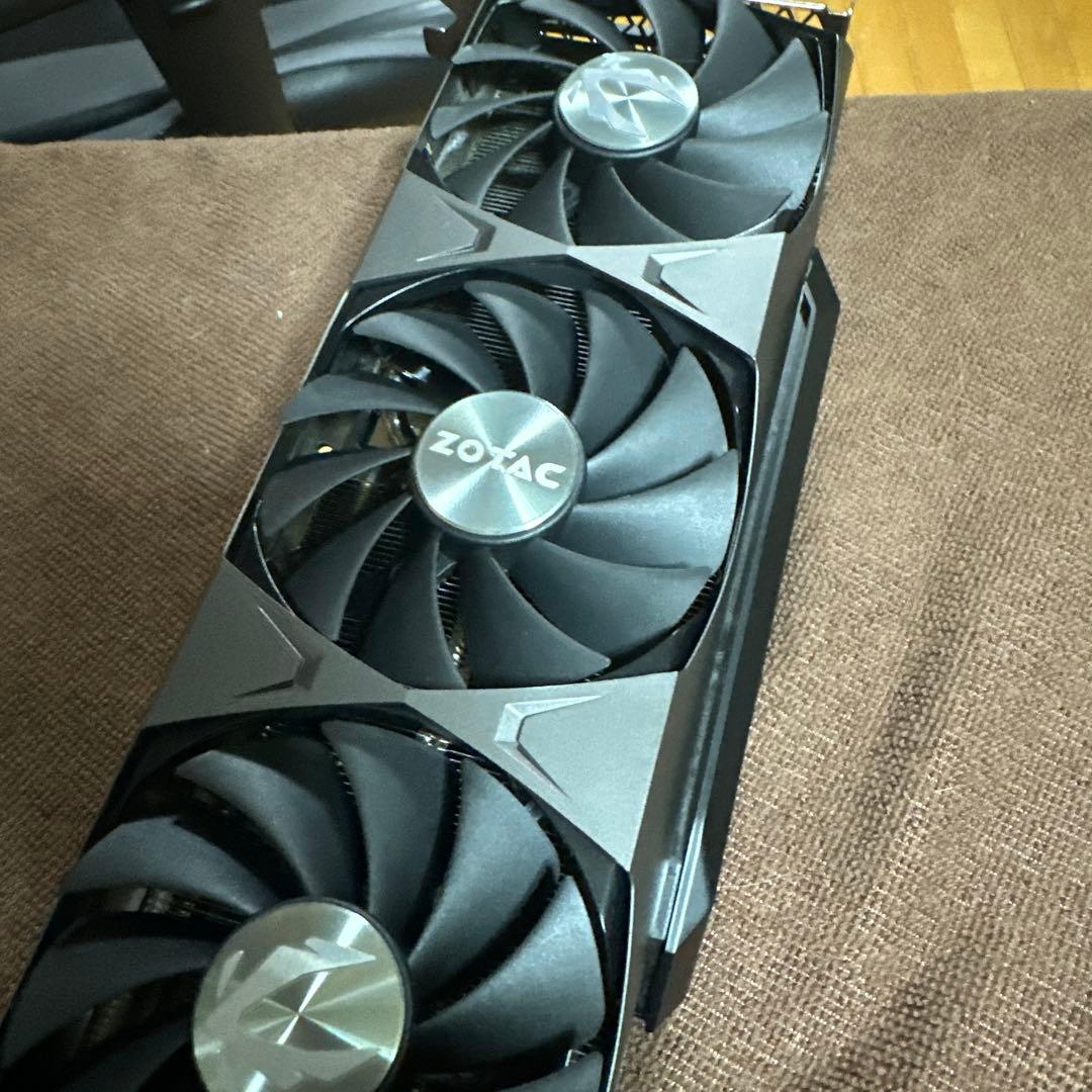 本当の最終値下げZOTAC グラボ　RTX3070tI 3ファン HDMI/DP