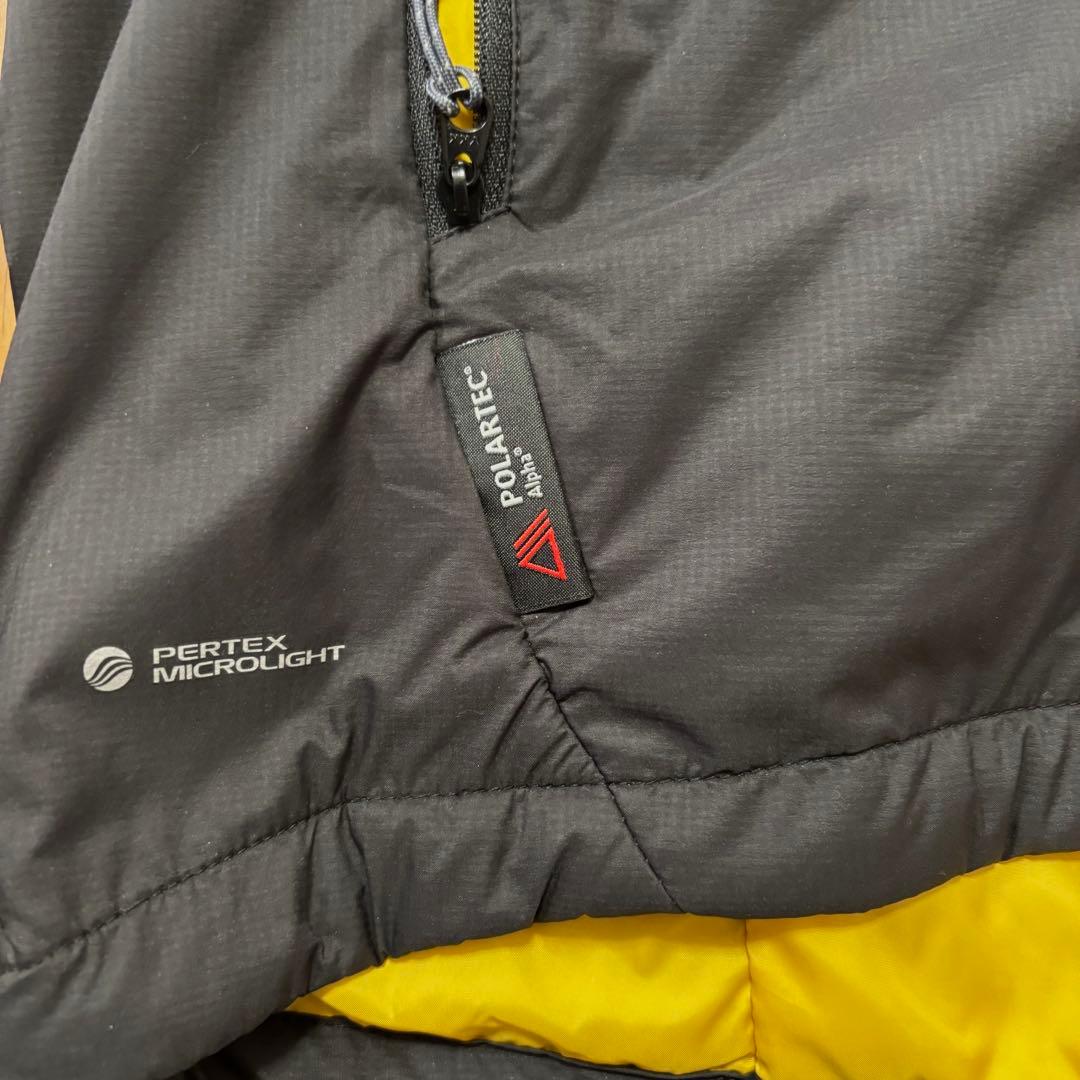 モンテインのポーラテックαパーカー、美品です。