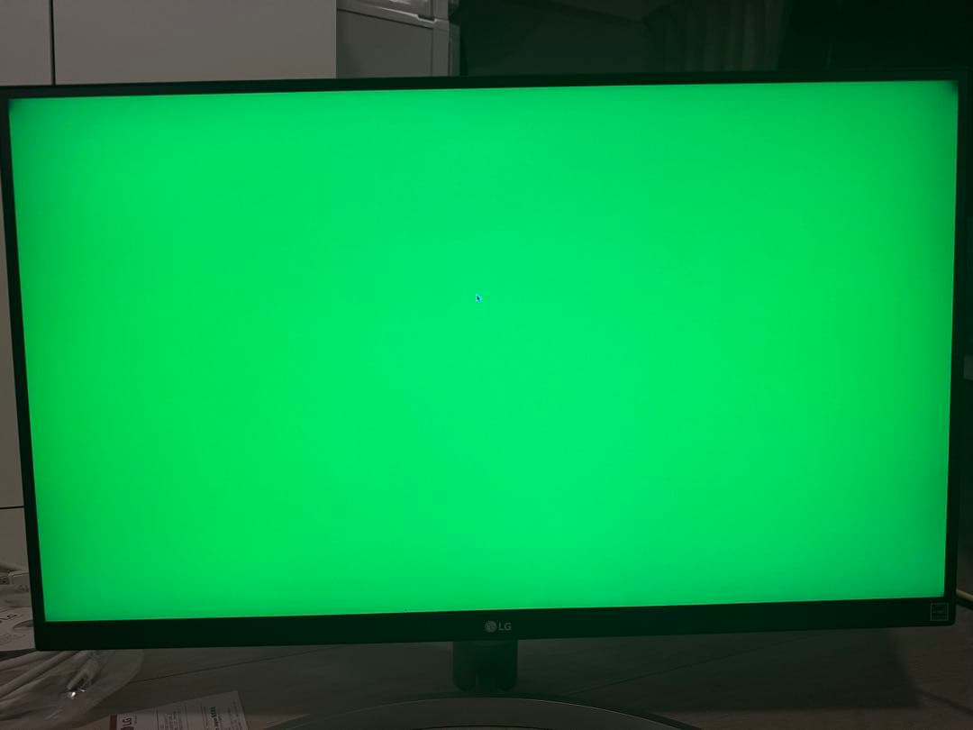 LG 27UL650-W 27インチ4Kディスプレイ