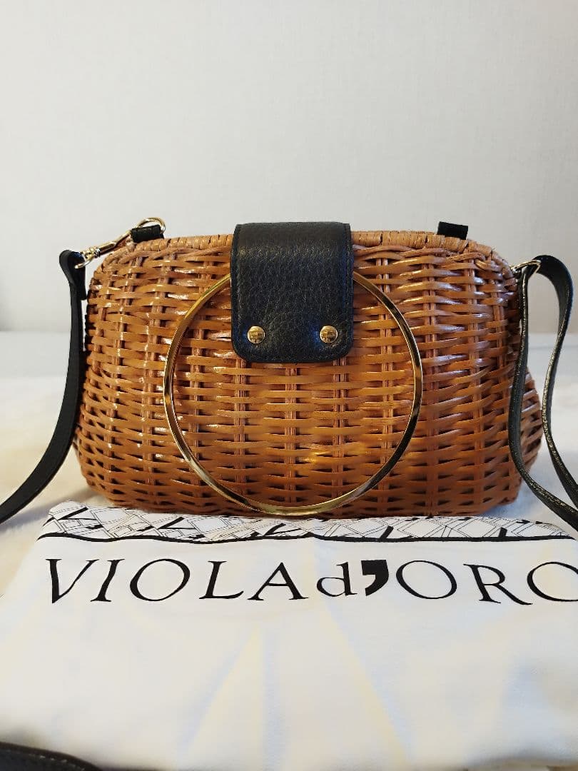 VIOLAd'ORO ヴィオラドーロ ラタン ミニショルダー V8130