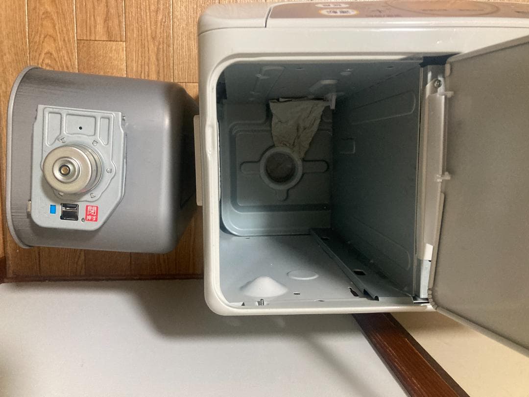 ★美品★7.2L■2025年製 コロナ　石油 ファンヒーターFH-G3625BY