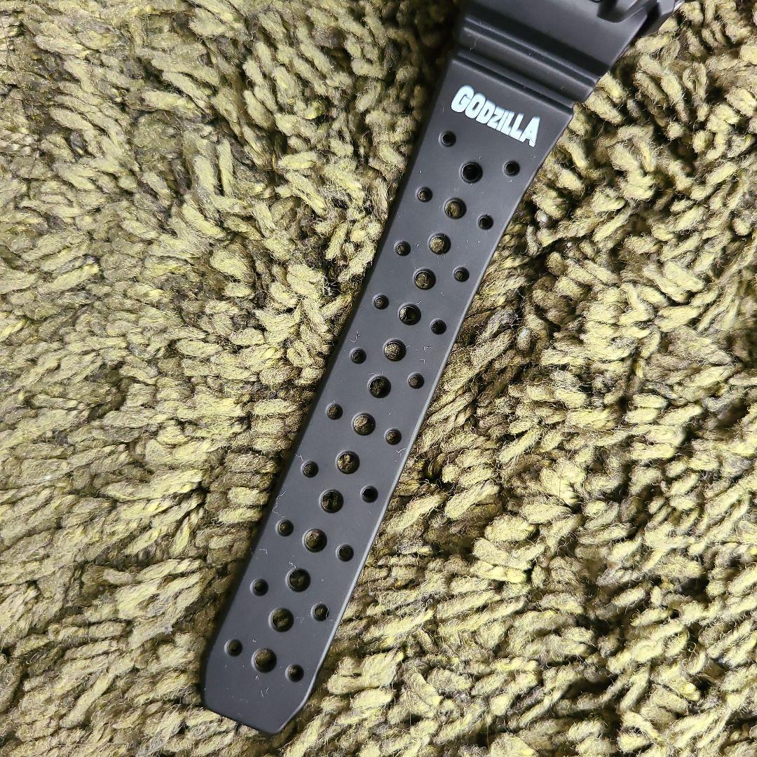 【美品】東宝 G-SHOCK ゴジラ DW-6600 GODZILLA