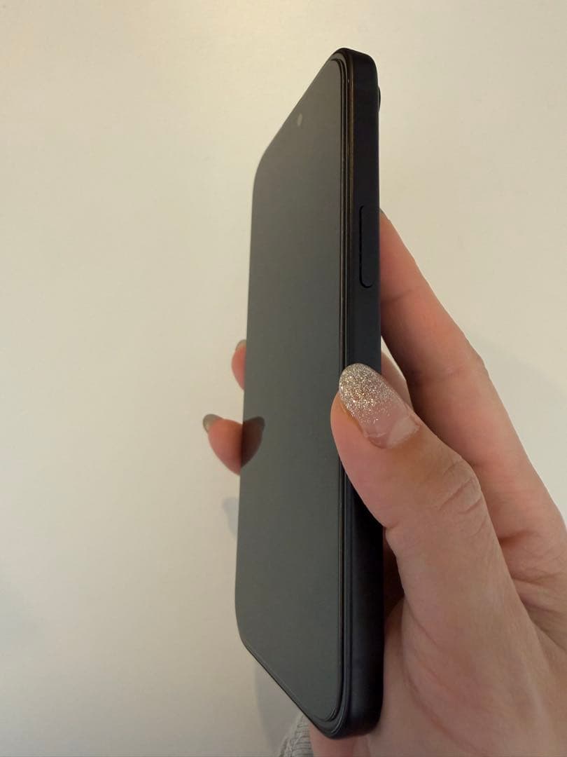 【美品】iPhone 15本体　128GB SIMフリー