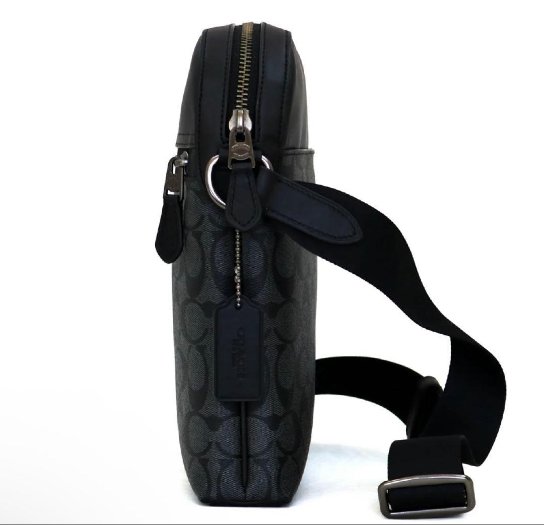 COACH ブラック ショルダーバッグ 新品未使用