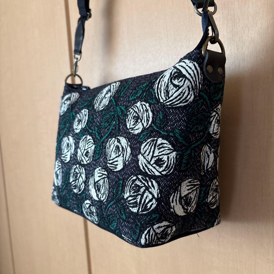 ハンドメイド　ふっくらショルダーバッグ　ミナペルホネン　rosy