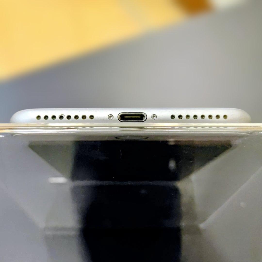 も*も様 iPhone 8 Plus シルバー AirDrop〇 SIMフリー