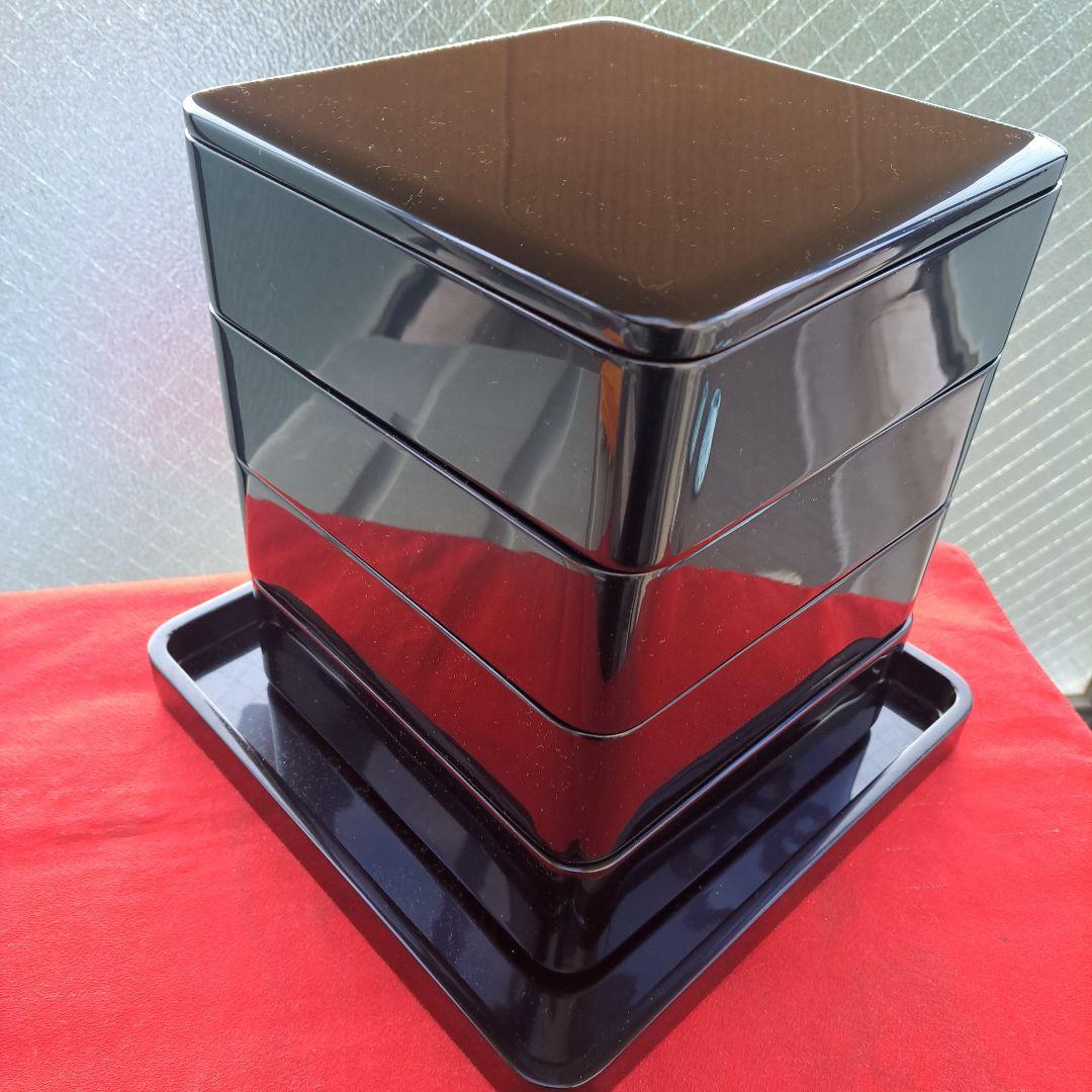 【輪島塗　6.5寸\"四段重箱】布着本堅地　黒内朱色　隅丸　未使用品