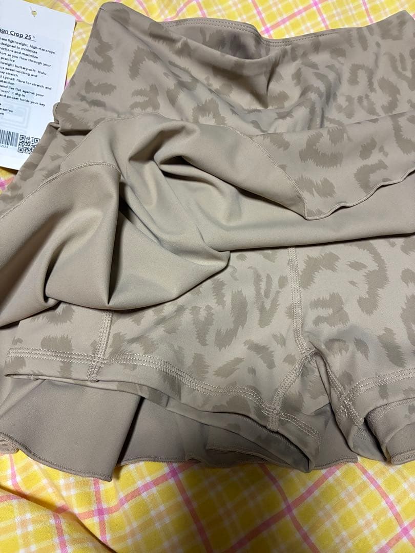 ルルレモン スコート サイズ4