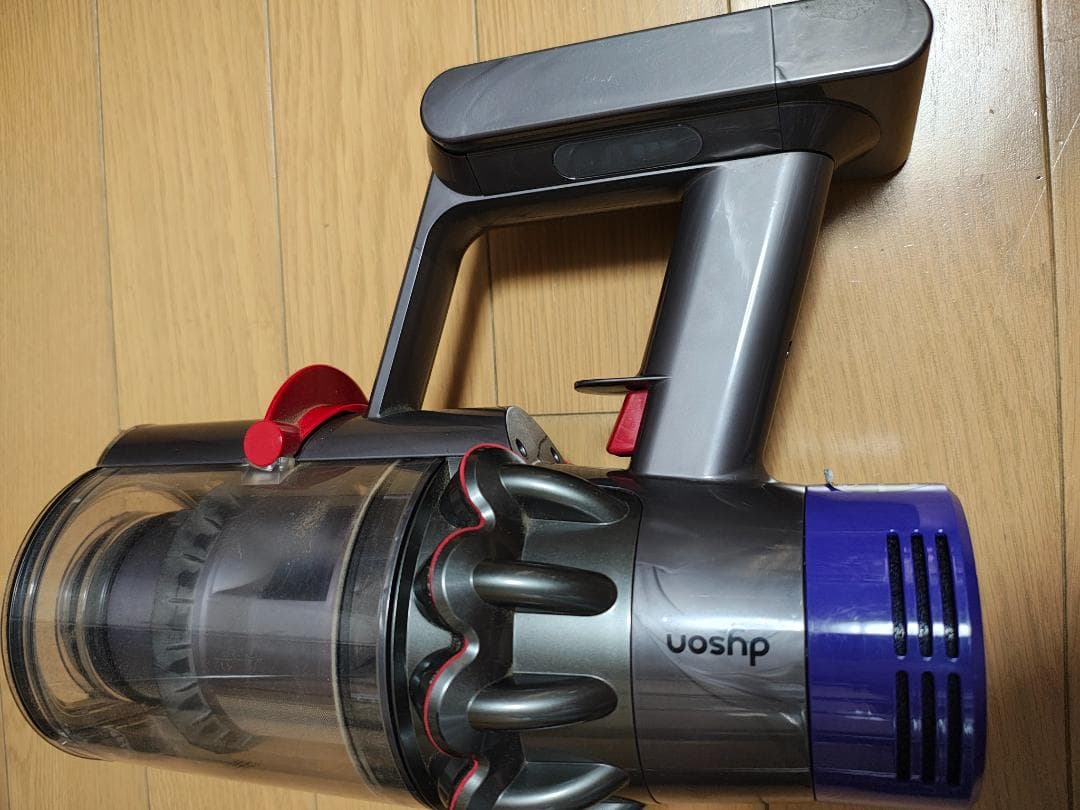 ダイソン★コードレス掃除機★V10本体★ＳV12★バッテリー新品と大差なし★12