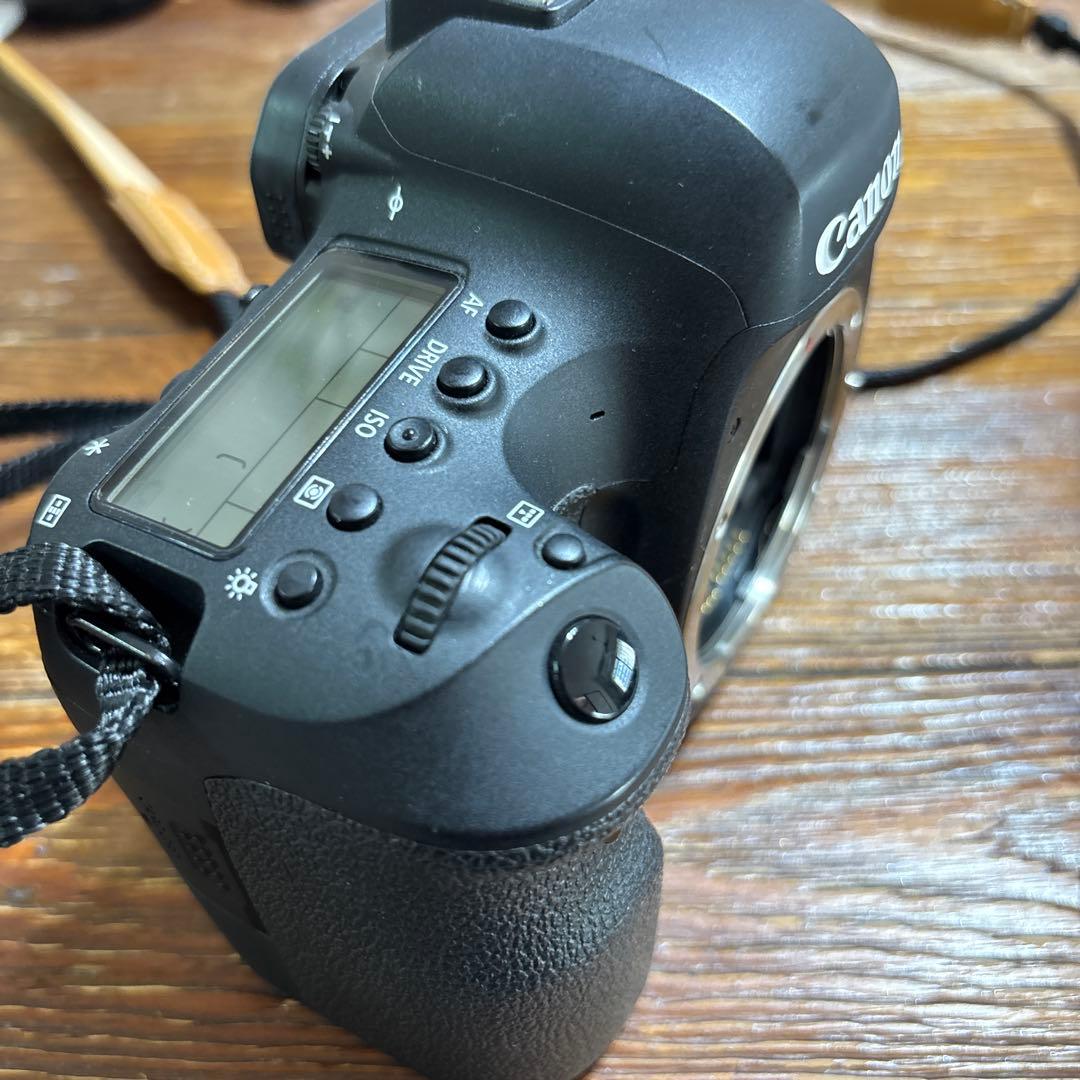 Canon EOS 6D 一眼レフカメラ➕EF50mm f/1.8レンズセット