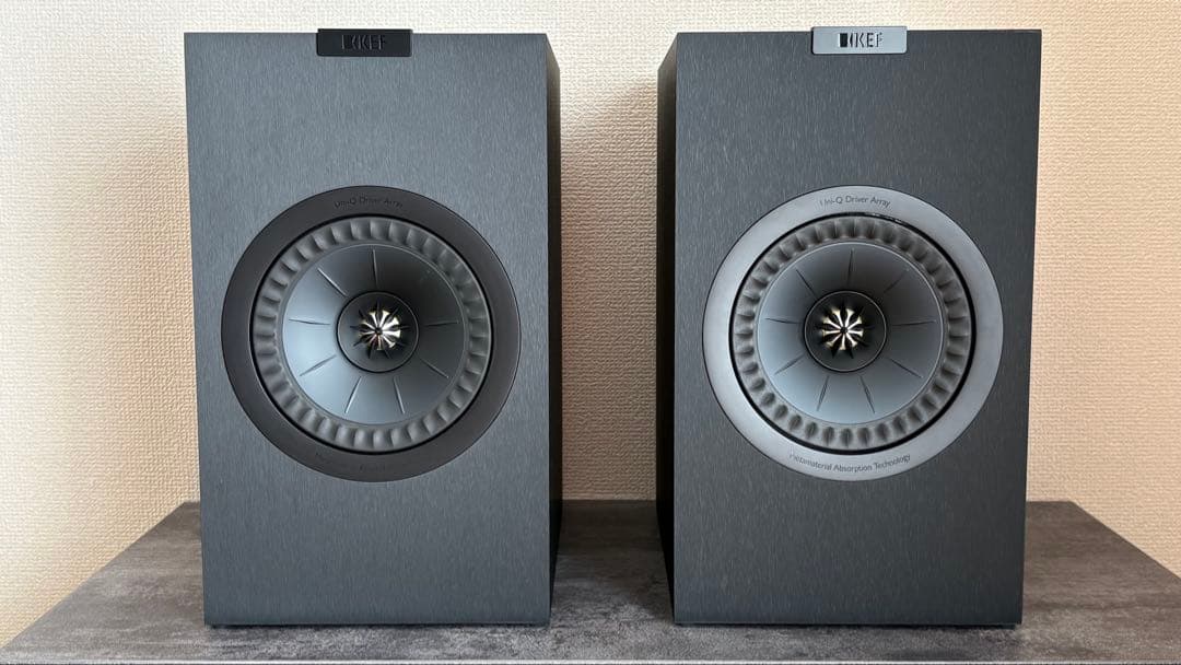 KEF Q3  スピーカー サテンブラック