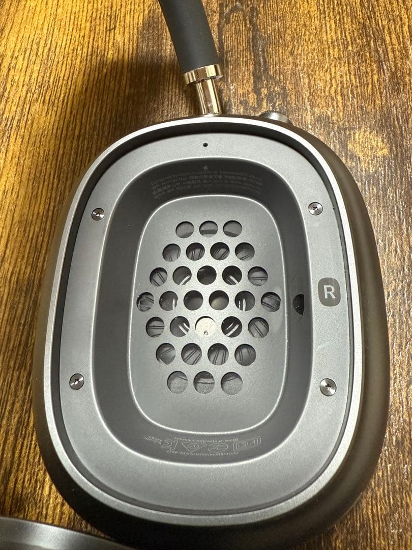 AirPods max ブラック