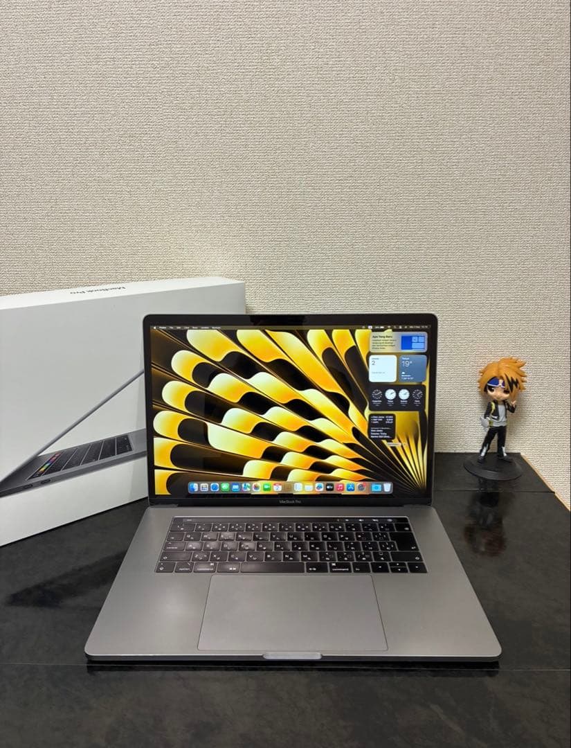 MacBook本体 MacBook Pro 15 inch icore i7 16/512 GB