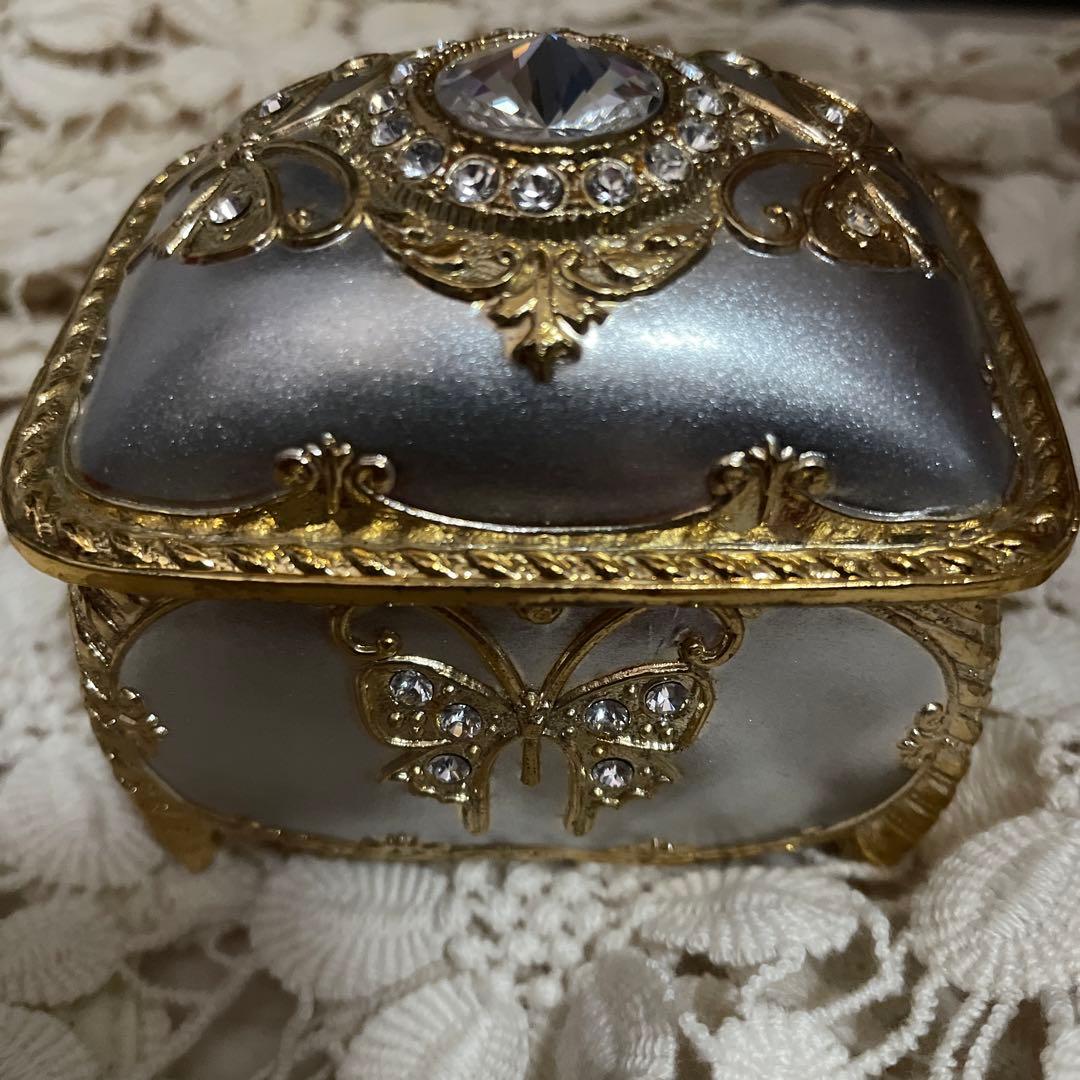 オルゴール堂　シルバー　エーデルワイス　蝶々