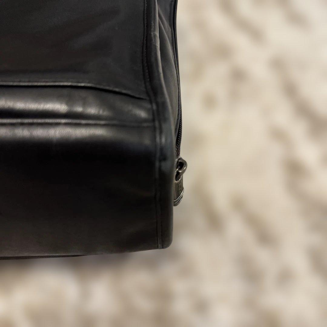 TUMI　ビジネスバッグ　オールレザー　T-pass A4収納　PC収納