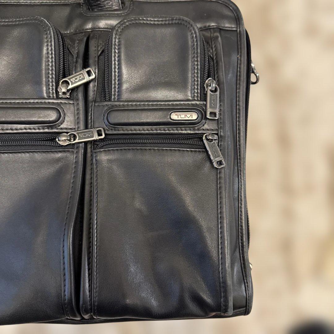 TUMI　ビジネスバッグ　オールレザー　T-pass A4収納　PC収納