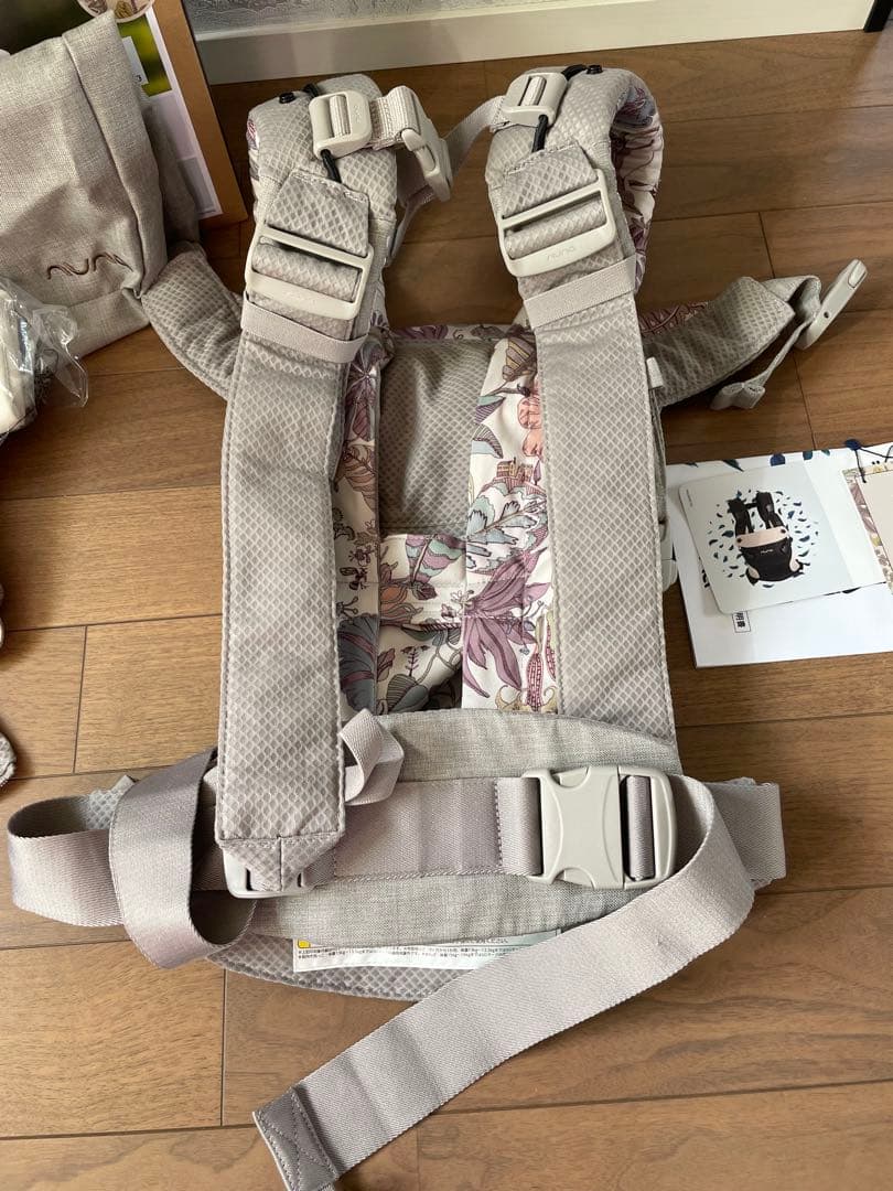 nuna 抱っこ紐 ヌナ カドルクリック fantasy land